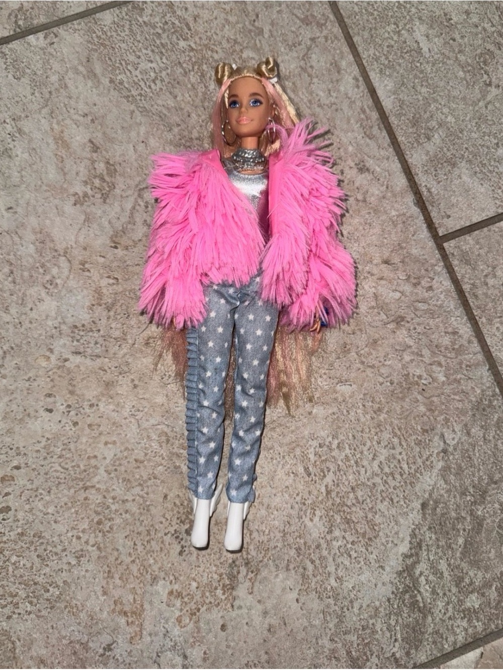 Barbie Fashionista Extra #3 in Pink Coat